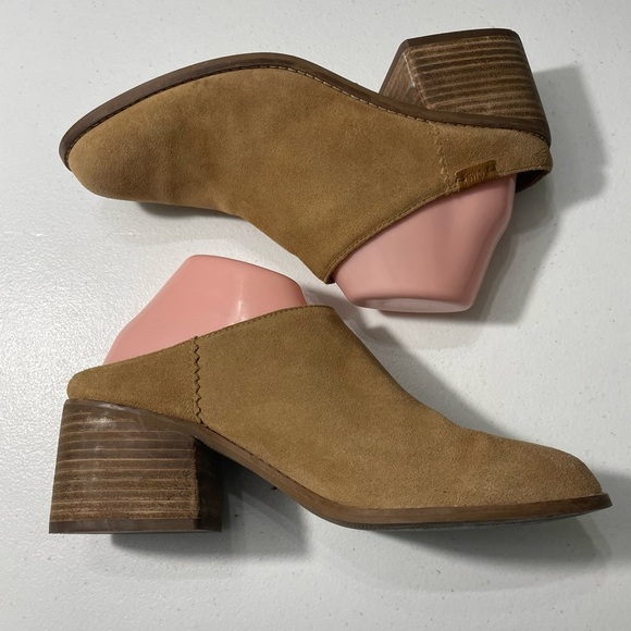Toms Tan Ankle Booties Size  W10 SB-AN - Picture 7 of 16